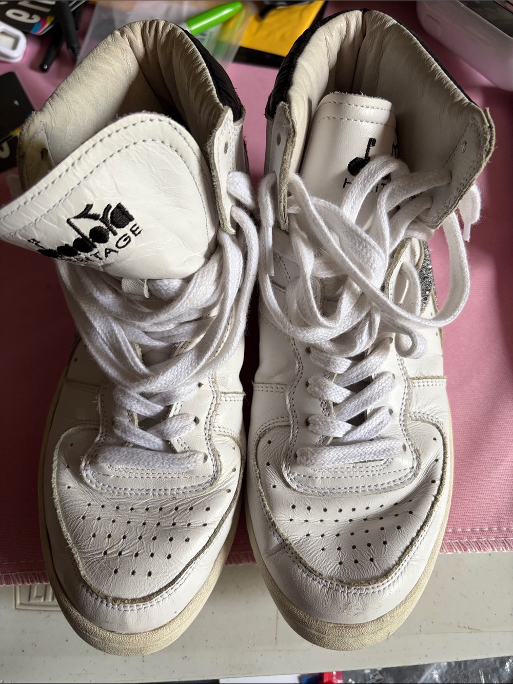 Diadora Vintage White High-Top Sneakers with Lace-Up and Black Logo